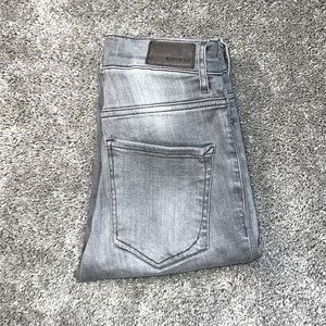 EXPRESS Ultimate Stretch, High Rise Legging Jean